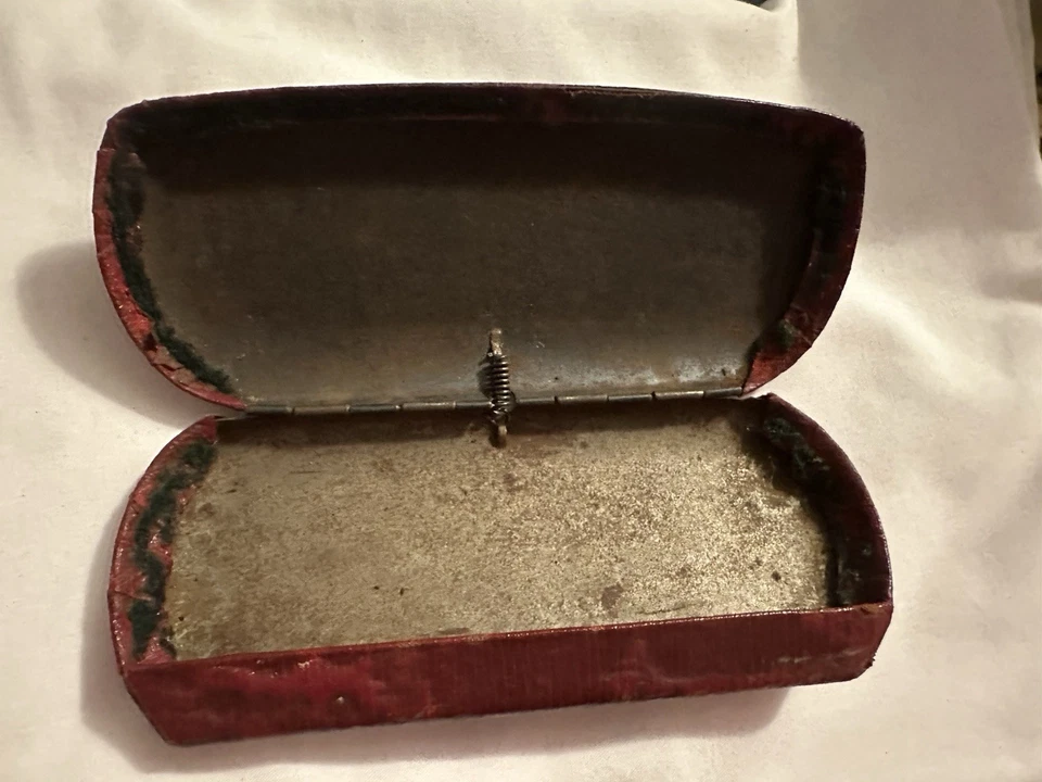 vasos antiguos con borde de alambre Foto 4 de 4