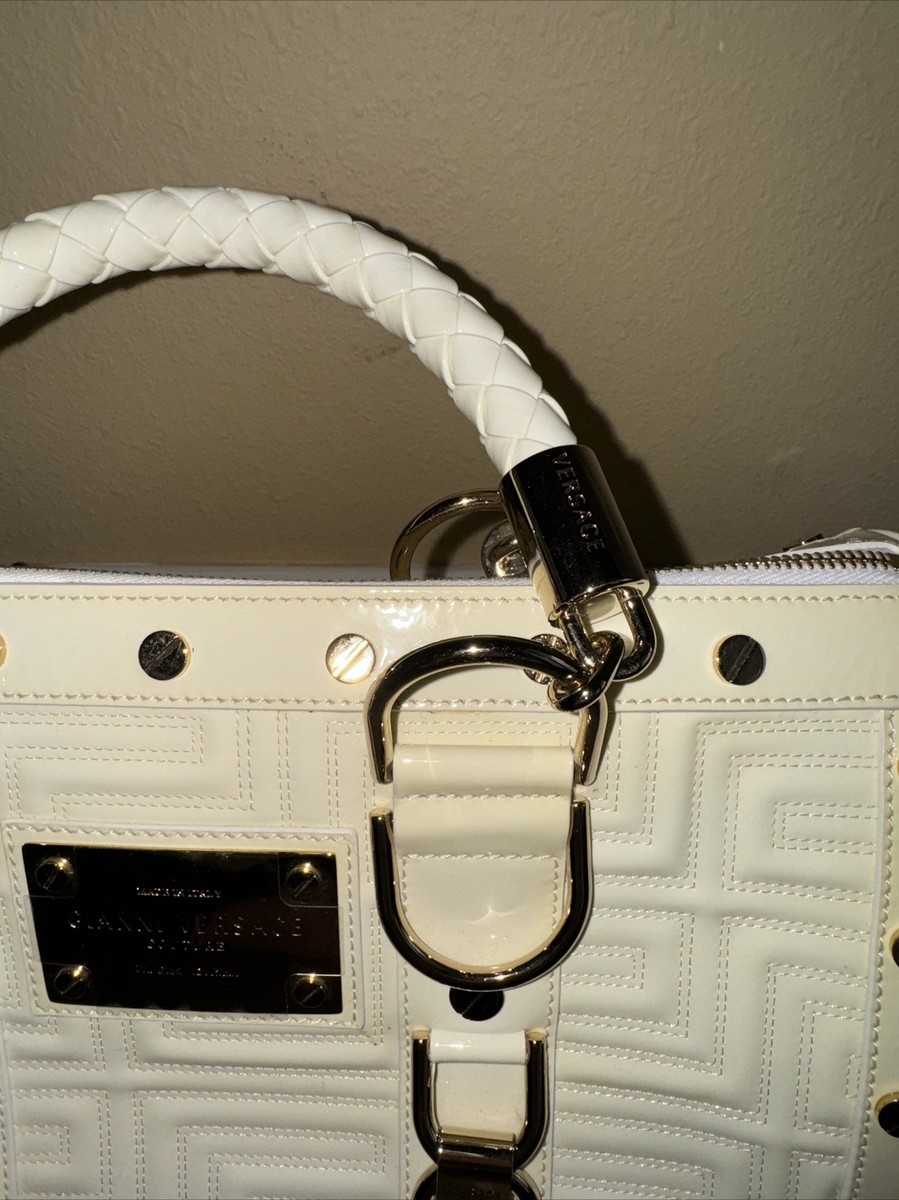 抹*)様 GIANNI VERSACE ホワイトハンドバッグ Gianni Versace Couture White Patent Leather Top Handle Bag