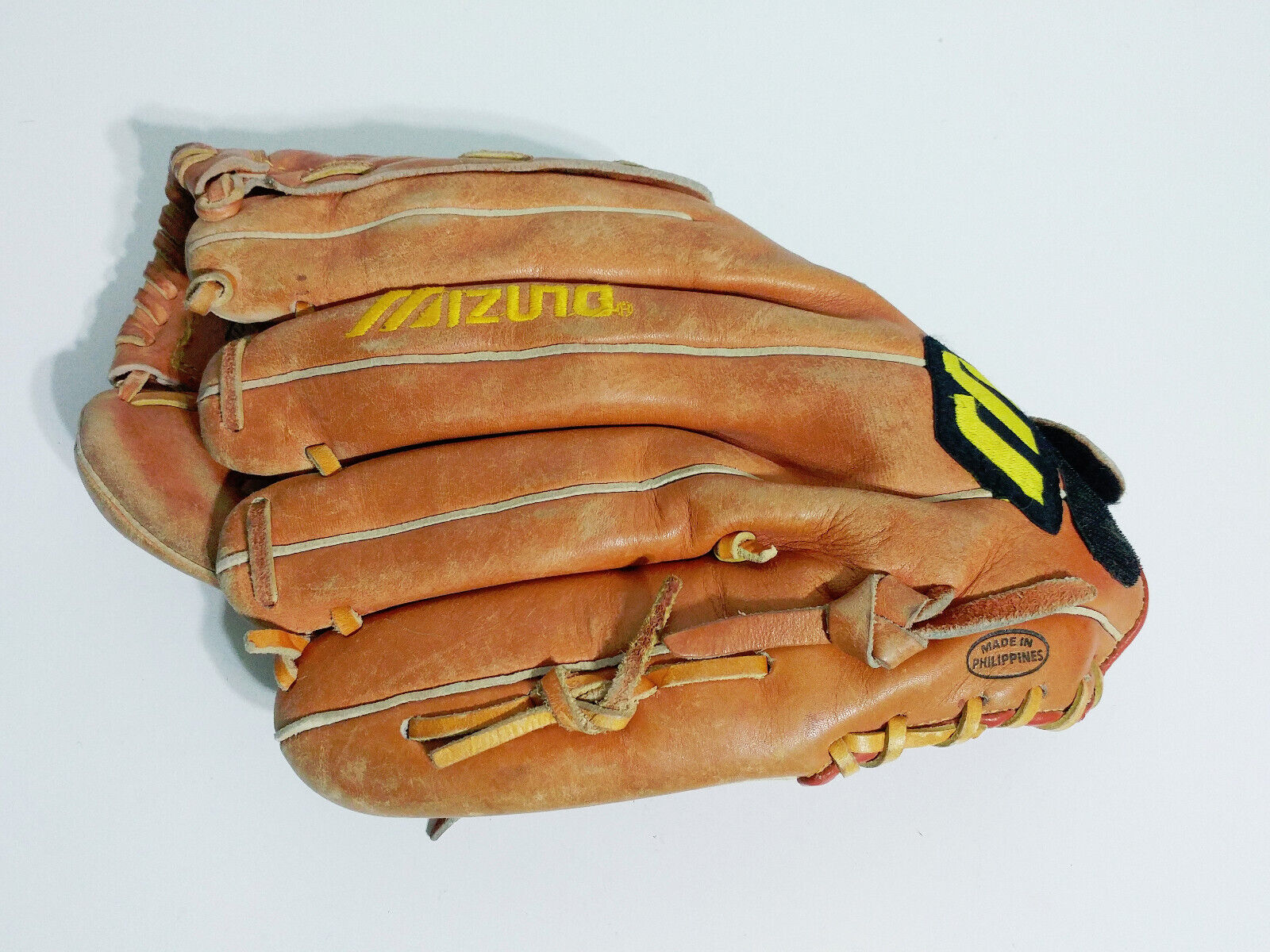 Mizuno MZ 1320 CH Powerlock 13 Inch Max Flex The Legends of Baseball Glove