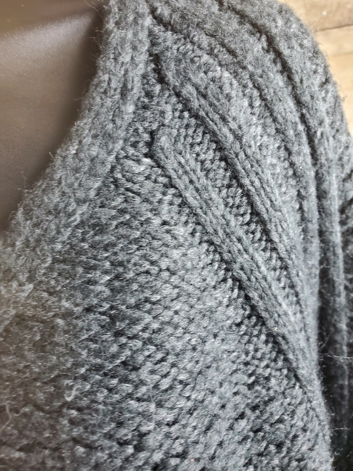 Universal Thread Gray Sweater Medium Chest 42" Le… - image 4