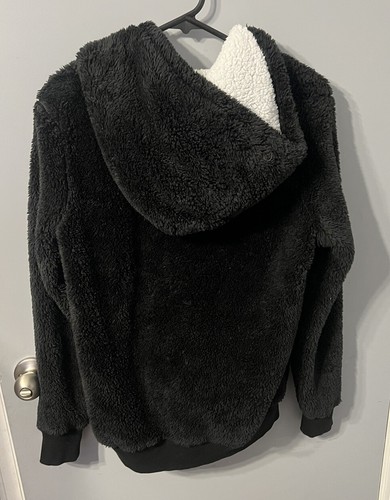 Cozy ZOE Womens Cozy Pullover Fuzzy Sweater Black w/ White Panda Hand Pocket, S. - Picture 3 of 5