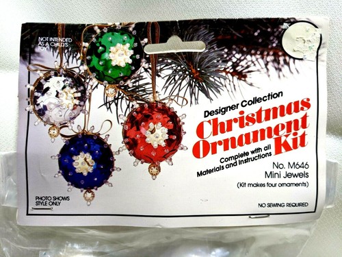 Vtg Christmas Beaded Ornament Lot of 5 Kit Mini Jewels M646 Designer Collection - Picture 2 of 2