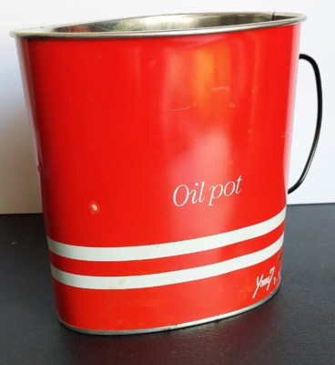 YAMA 7 OIL POT, MADE IN JAPAN. TIN WITH HANDLE