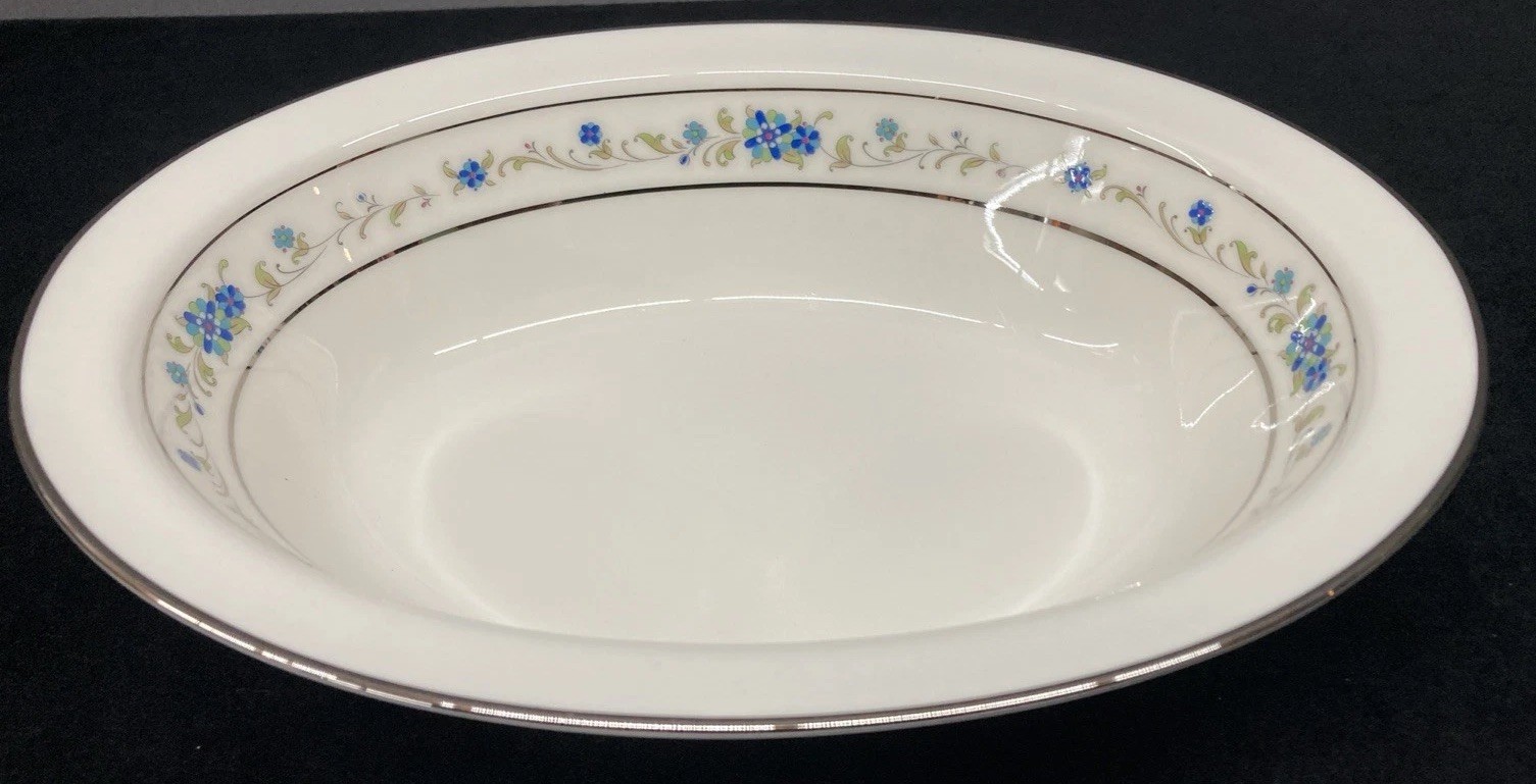 Noritake Norma 7016 China Ivory Floral Oval Serving Bowl 10”