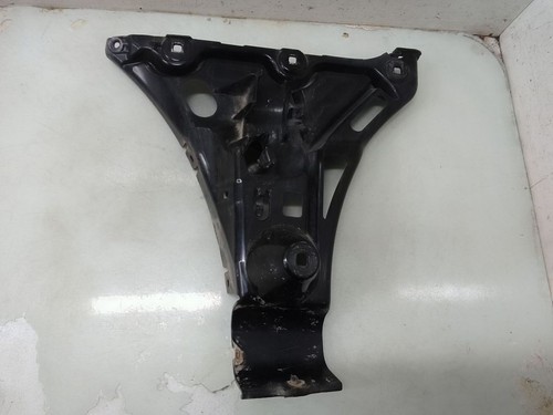 BMW 5 E60 E61 2005 Hinten rechts Halterung Stoßstange Stoßfänger hinten