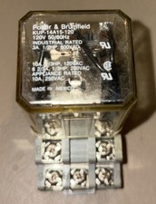 POTTER  BRUMFIELD KUP-14A15-120 GENERAL PURPOSE RELAY 120V 50/60Hz With Base