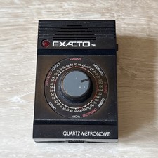 Exacto Quartz Metronome w/ Retractable Stand