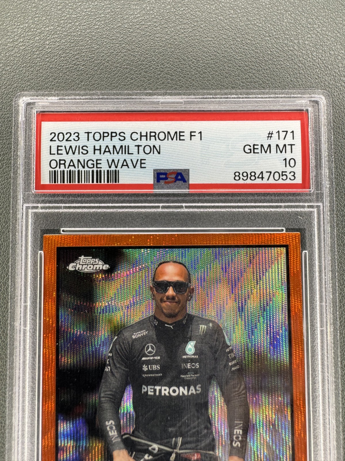 LEWIS HAMILTON /25 ORANGE WAVE F1 2023 TOPPS CHROME FORMULA 1 #171 PSA 10 view 2