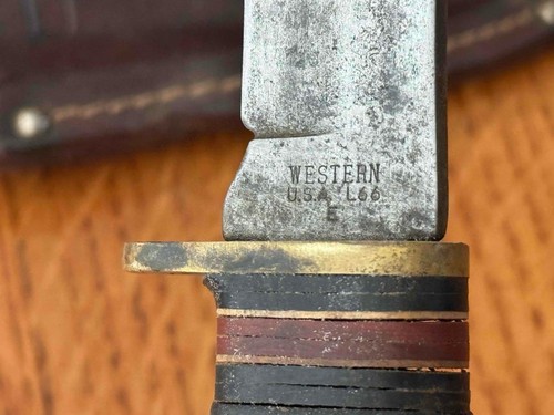 Cuchillo de hoja fija Western Cutlery EE. UU. L66 vintage de 1980 con funda de cuero - Imagen 6 de 10