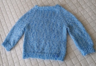 Zarter Pullover  ca. Gr. 74        Farbverlauf handmade,Einzelstück, neu, 
