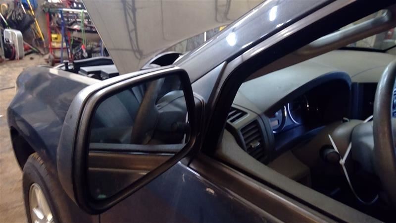 05-10 Grand Cherokee Driver Side Power Non-Heated Mirror 6035281