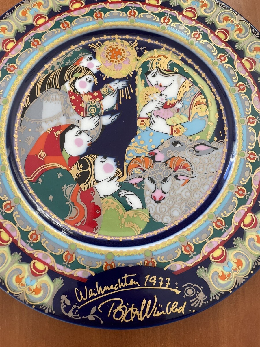 Bjorn Wiinblad (Rosenthal) Porcelain 11” Christmas 1977 Adoration
