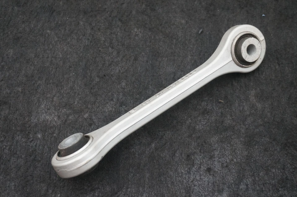 Braço de controle dianteiro esquerdo do lado do motorista elo de arrasto fabricante de equipamento original 4S0407465 Audi R8 4S 2017-23 - Imagem 3 de 4