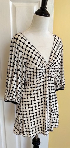 Max Studio Elfenbein Punkte V-Ausschnitt Twist Front Stretch Strick Top mit Ballonärmeln (M) - Bild 2 von 4