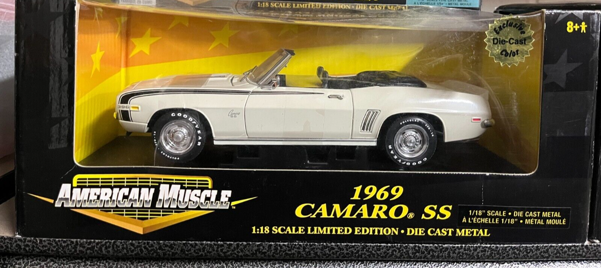 American Muscle 1/18 シボレー カマロ RS 1969 Ertl American Muscle 1/18 White 1969 Chevy Camaro SS Convertible