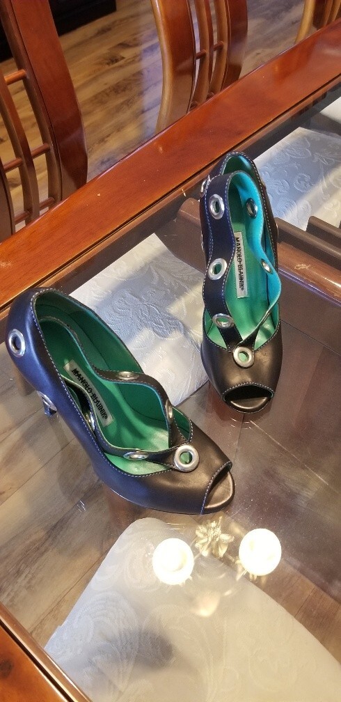 靴 MANOLO BLAHNIK 37 Manolo Blahnik Classic Black Leather Sandal Heels (US 7 / IT