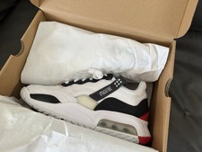 Jordan MA2 'Light Smoke Grey University Red Uomo 10 CV8122-106 Nuovo