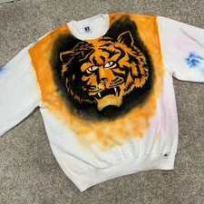 Vintage Airbrushed Tiger Sweatshirt Russell Athletic Made In USA Size XL 90s