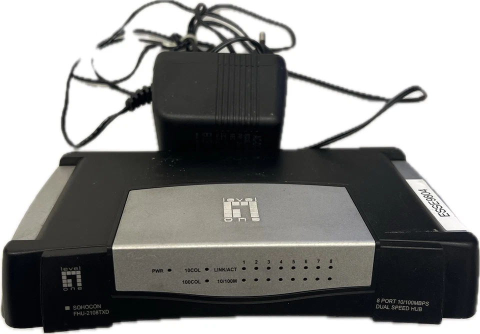 Level one Sohocan FHU-2108TXD 8 Port 10/100Mbps Dual Speed Hub