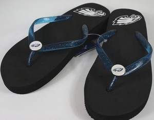 eagles flip flops