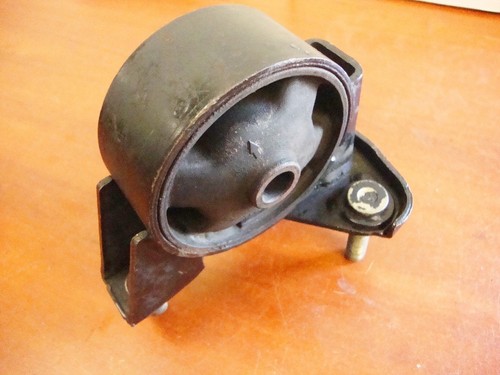 1993,1994,1995,1996,1997,COROLLA,PRIZM,TRANSMISSION MOUNT - Foto 2 di 4
