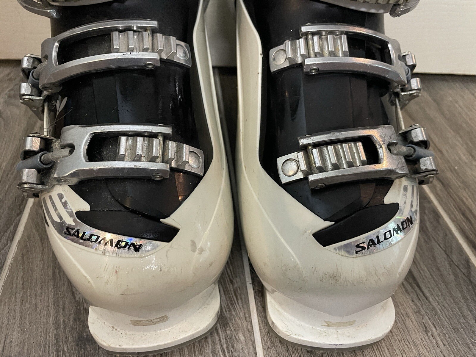 Salomon Divine 770 Stivali da sci donna colore bianco taglia 8 5 mondo 25 5