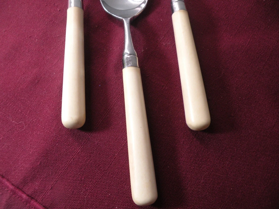 Juego de 3 cucharaditas Stanley Roberts Spectrum marfil acero inoxidable 6 5/8" Foto 3 de 4