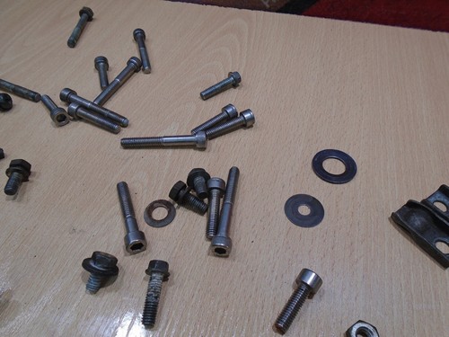 1982 YAMAHA YZ 60 SCREWS & BOLTS SET 82 YZ60 - Picture 4 of 7