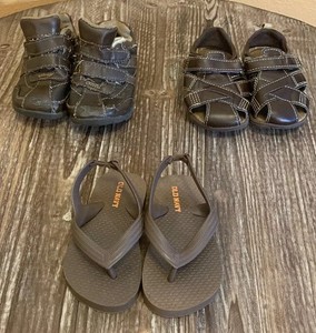 boys brown flip flops