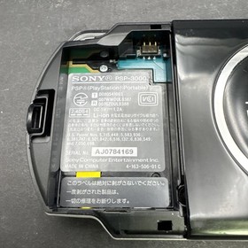 Sony PSP 3000 Piano Black - GOOD CONDITION + Official 4GB Card + Charger E2