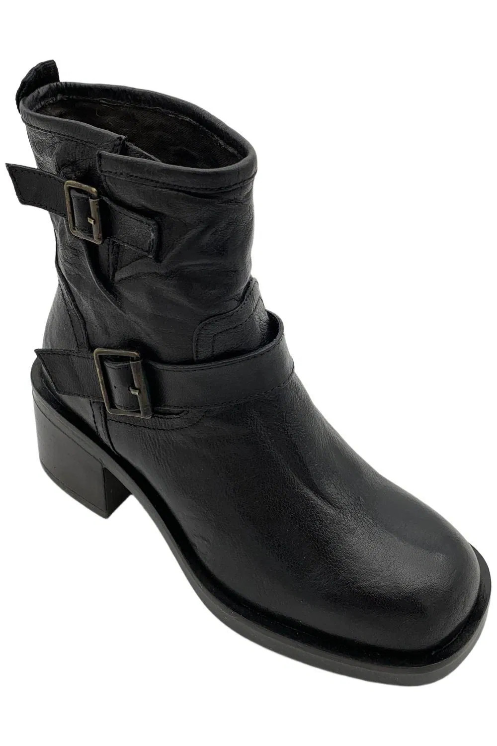 Roan By Bed Stu Spry 11690₽