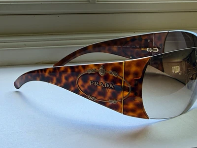 Vintage Prada SPR 16H Tortoiseshell Shield Sunglasses Y2K + Original Case - Image 1 of 4