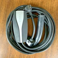 Tesla UMc Mobile Connecter Home CHARGER &Adapter 110v Plug