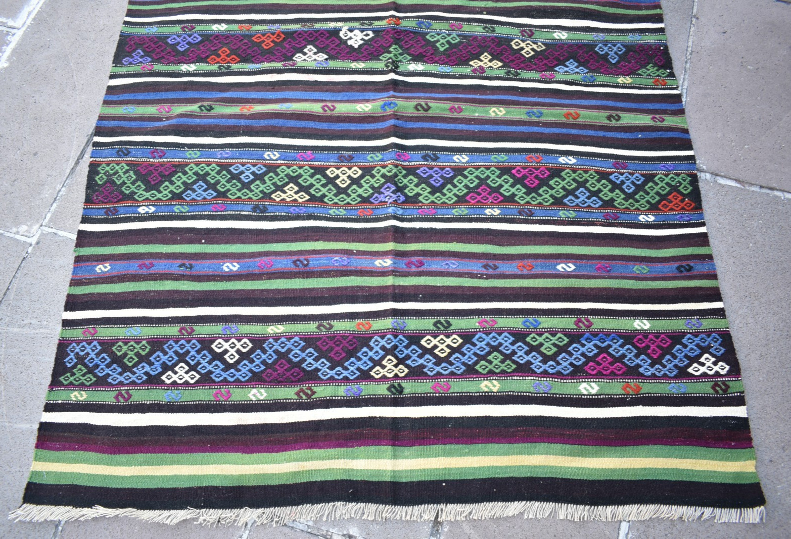 Turkish Rug 4 x 6 ft Vintage Embroidered Oushak Cicim Rug Home Decor Wool Rug