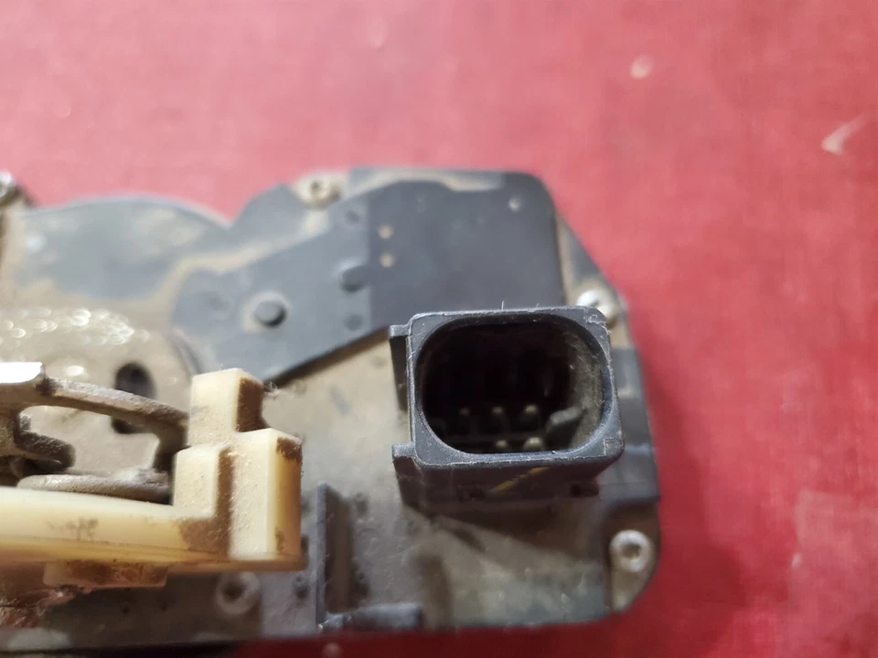 2008 - 2012 Chevy Chevrolet Malibu trava da porta traseira direita Assemby novo estilo de carroceria - Imagem 3 de 4