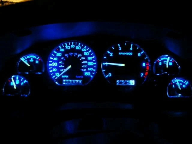 Комплект для переделки приборной панели со светодиодами синего цвета для Ford Mustang 4-го поколения 1994-1998 годов выпуска - Изображение 2 из 3