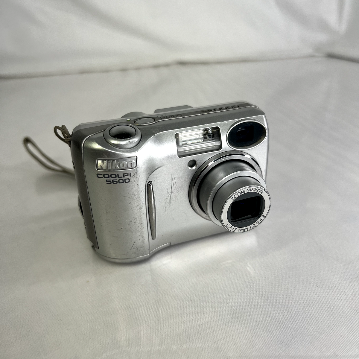 Nikon COOLPIX 5600 5.1MP Digital Camera - Silver for sale