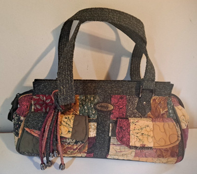 Donna Sharp Quilted, Handbag Purse Pockets Double Handle 12.5''x 7.5''x 4''
