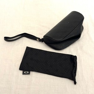 Oakley Black Large Zipper Authentic Eyeglass Sunglass Case with Pouch