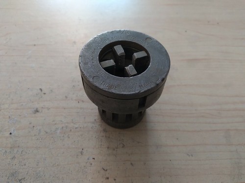 USED TOLEDO No.00 3/8" NPT DIE HEAD - CHIPPED TEETH - Picture 3 of 8
