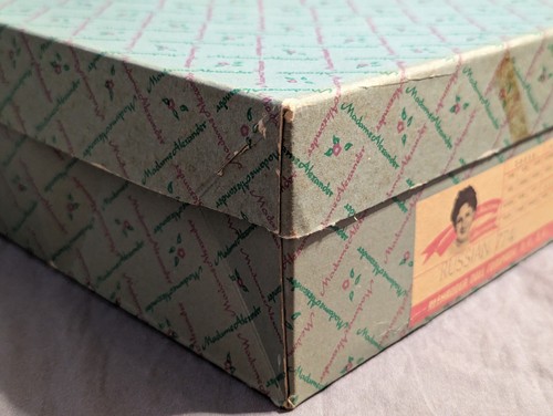 Madame Alexander "Russian" Doll, #774, Original Box w/o Stand - PRE-OWNED - Picture 15 of 17