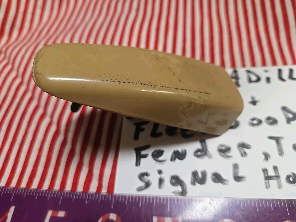 Cadillac LH 1971-1974 guardabarros mira superior señal de giro indicador embellecedor cubierta bisel Foto 3 de 4