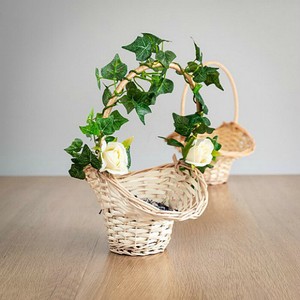 bridesmaid flower basket