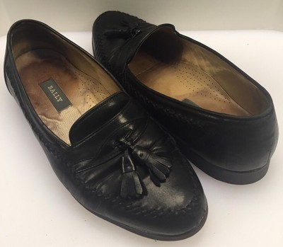 Bally Chancy Calfskin Leather Tassel Loafers Black Men display picture 1