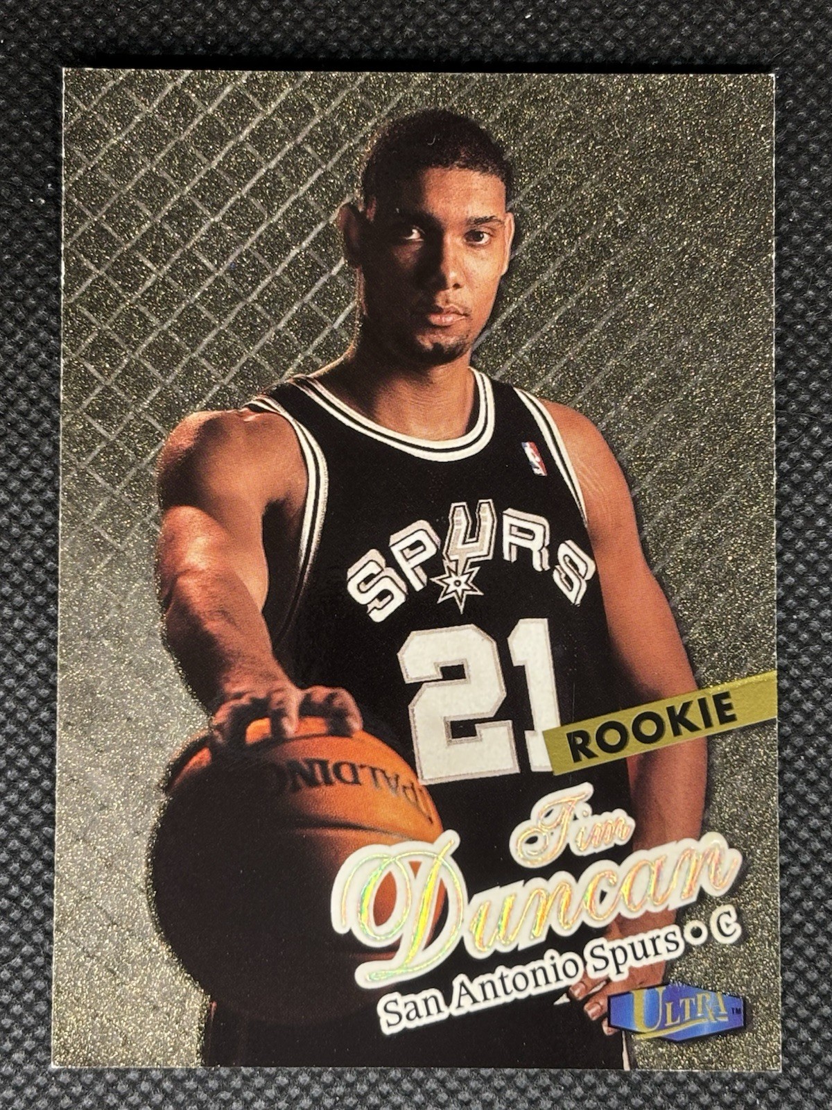 1997-98 Fleer Ultra - Rookie Tim Duncan #131G Gold Medallion (RC)