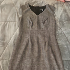 Mossimo Gray Sleeveless Sheath Dress Stretch V-Neck Knee Length Size 4