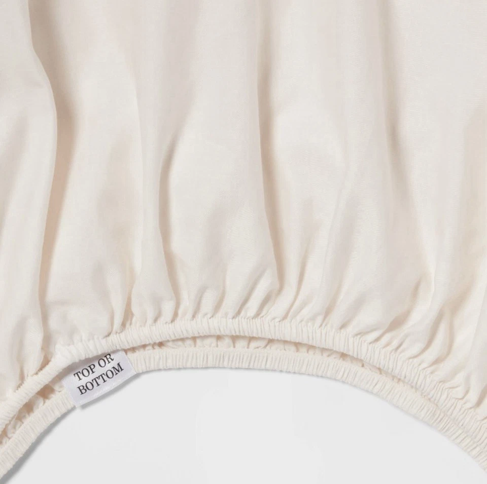 Room Essentials Twin/twin XL Easy Care Sateen Sheet Set - Image 4 of 4