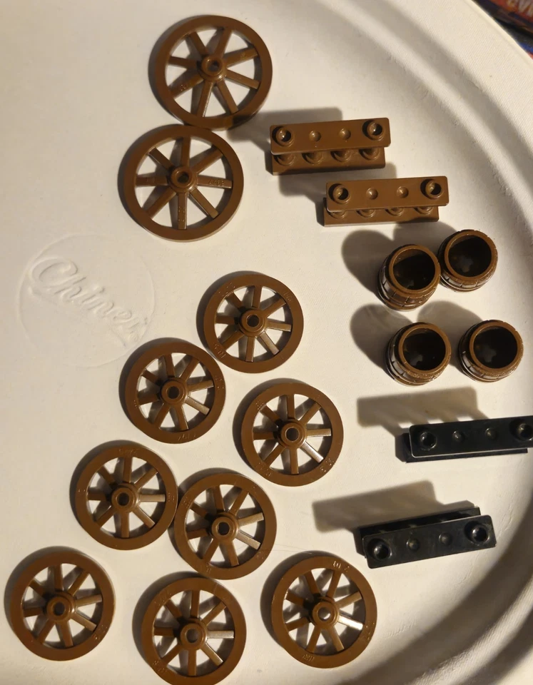 LEGO MARRÓN CAJA BARRILES WESTERN WAGON RUEDAS VALLAS NEGRO Y MARRÓN Foto 3 de 4