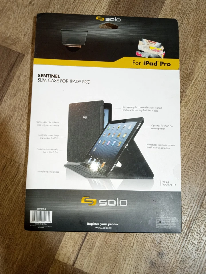 Solo Sentinel Slim Case for iPad Pro - Black Denim - Image 4 of 4