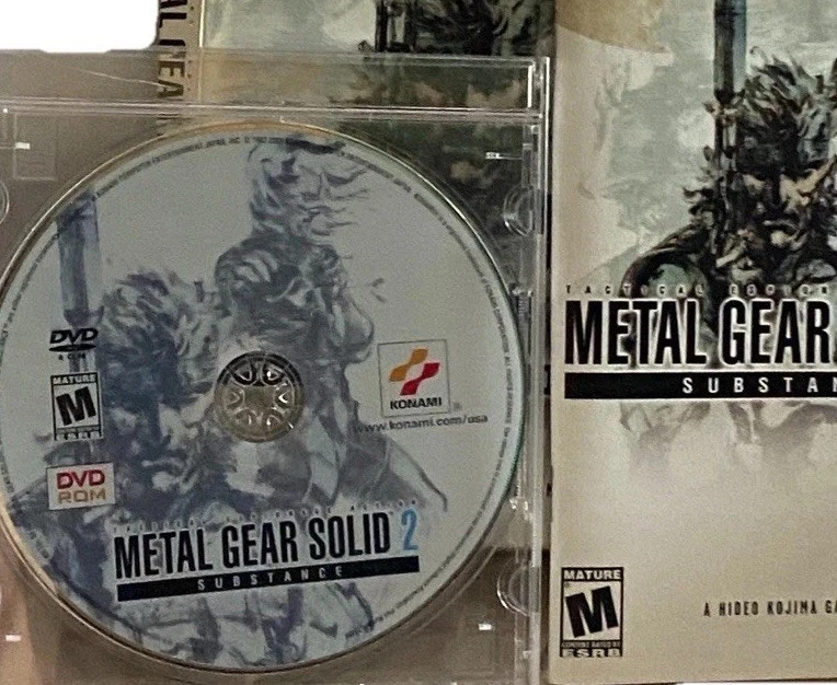 Konami Metal Gear Solid 2 Substance IBM PC DVD 2003 Manual Juego Gatefold Foto 2 de 4